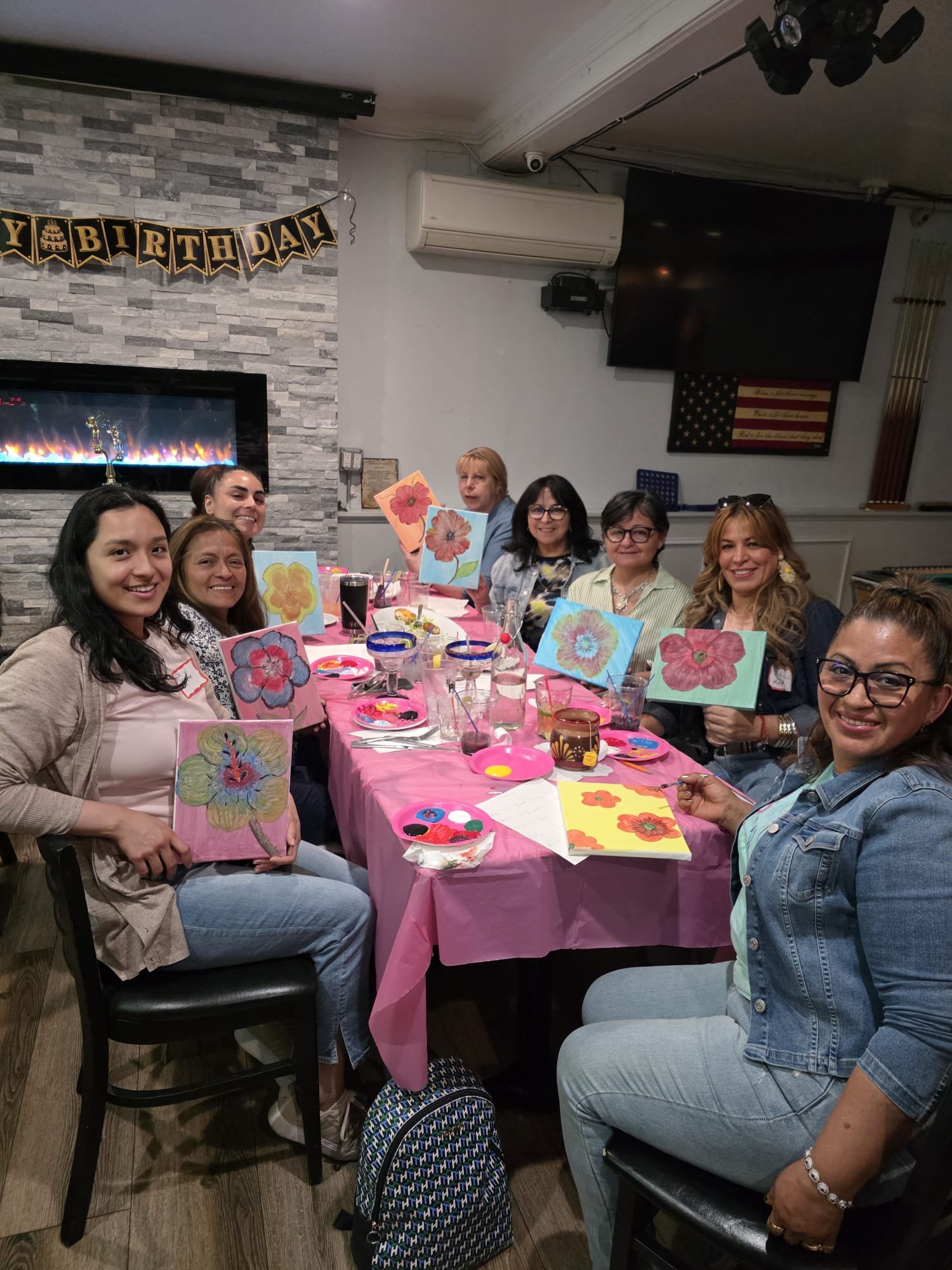 Galería Noche <br>de Vino y Pintura
